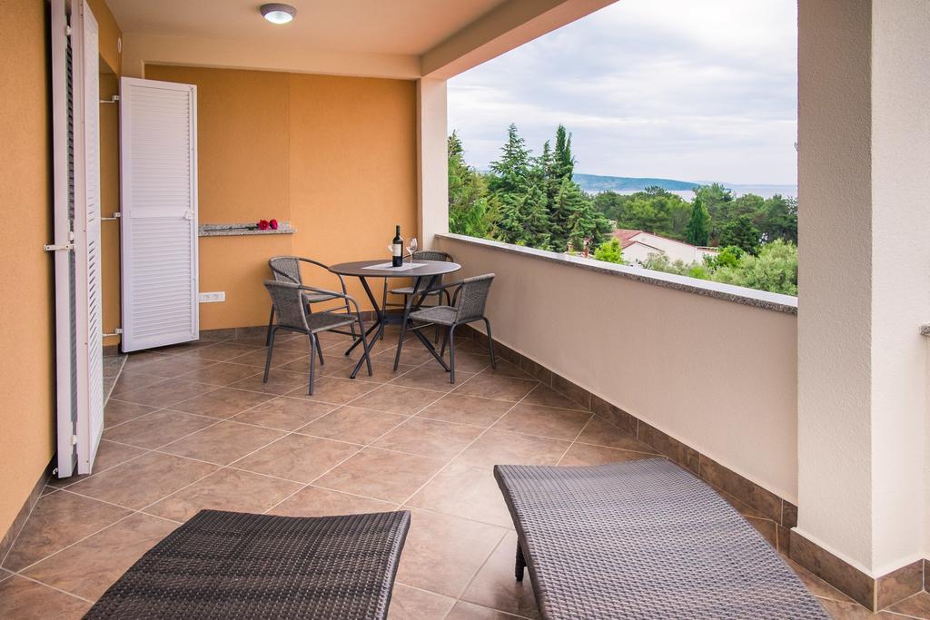 Apartments Vall Krk Town Bagian luar foto