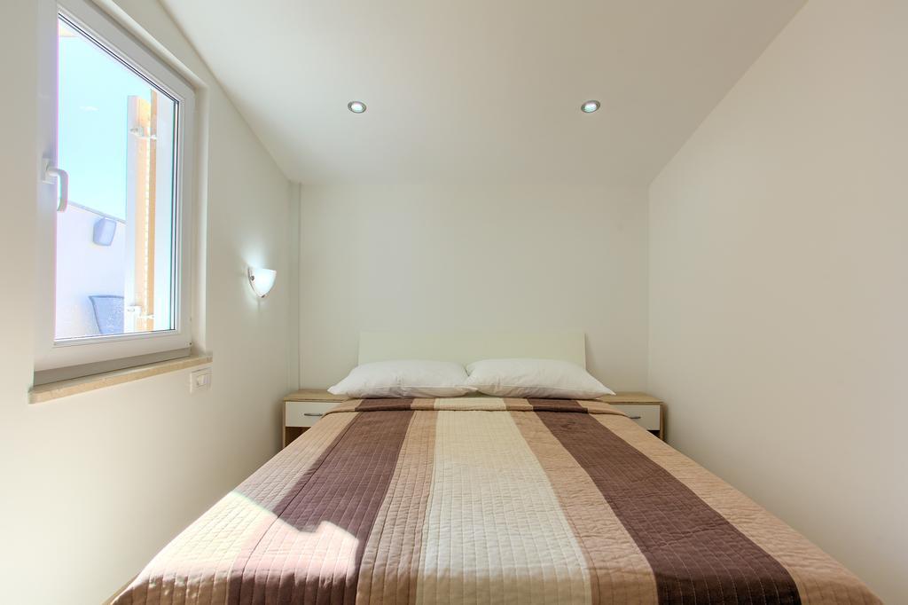 Apartments Vall Krk Town Bagian luar foto
